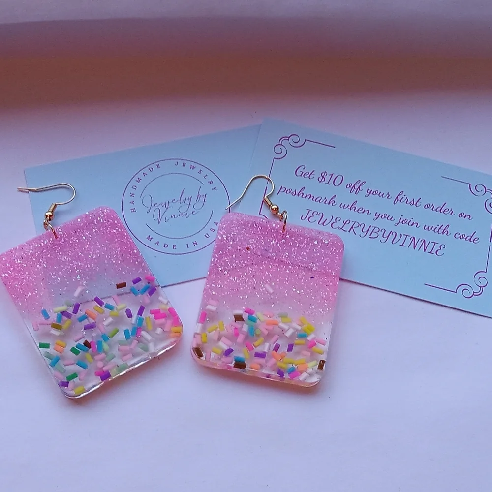 Hand Crafted Resin Earrings Cupcakes & Sprinkles Collection - Picture 2 of 6